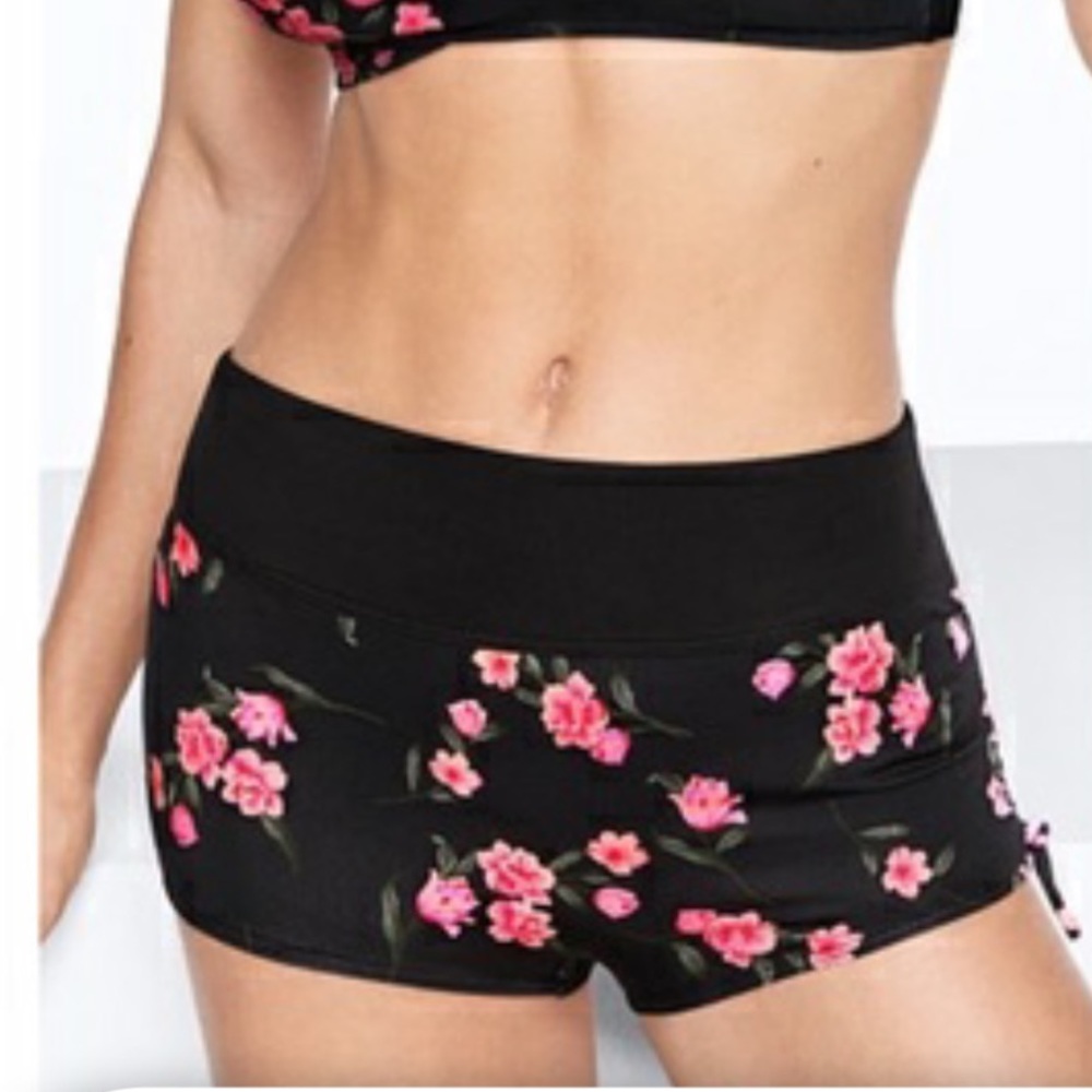 PINK GYM TO SWIM SHORTIE Shorts SWIM BOTTOM